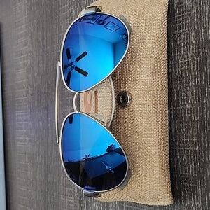 EUC Costa del Mar Loreto Sunglasses